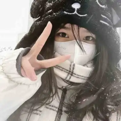 隗逸馨